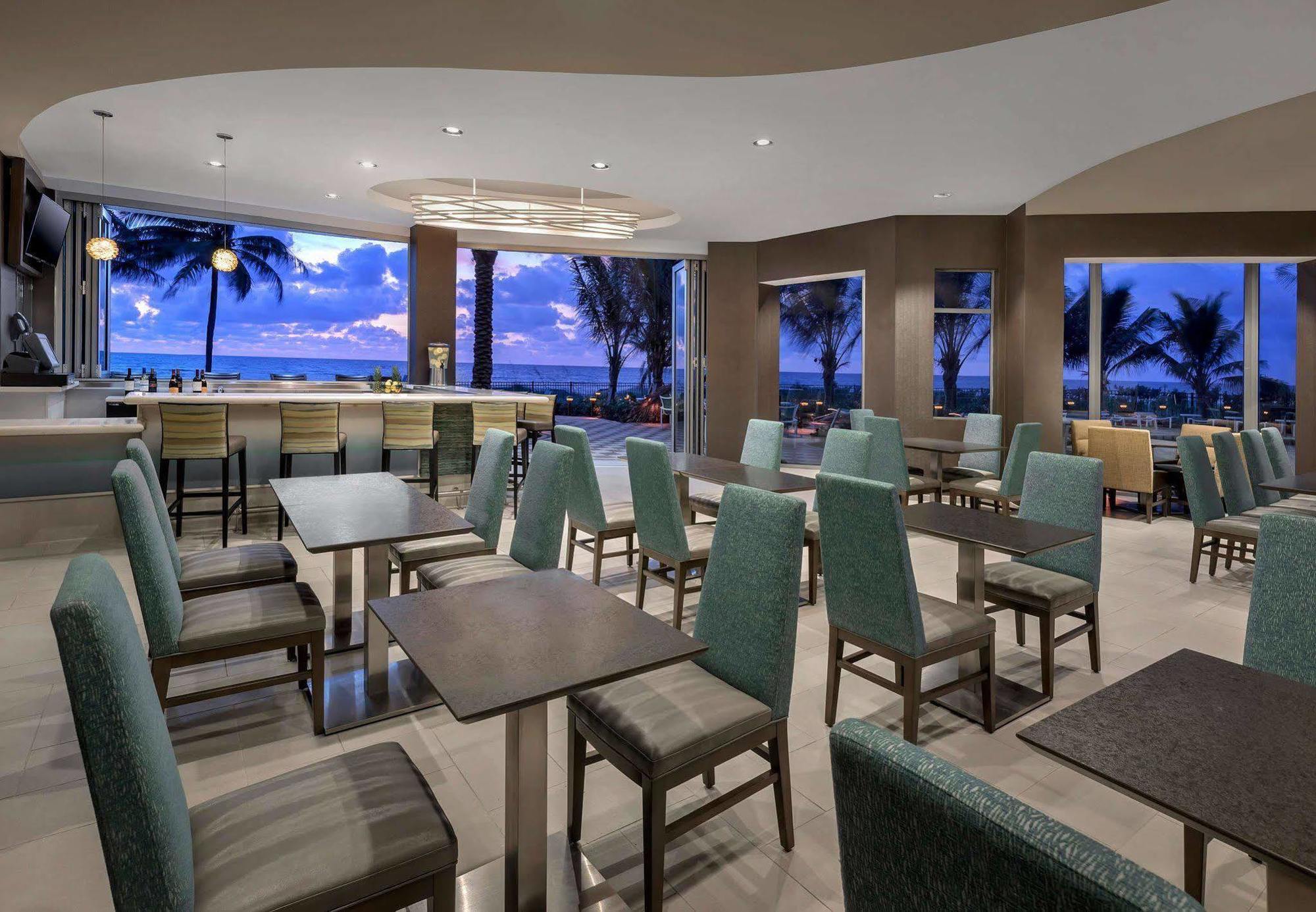 Residence Inn Fort Lauderdale Pompano Beach/Oceanfront Restoran gambar